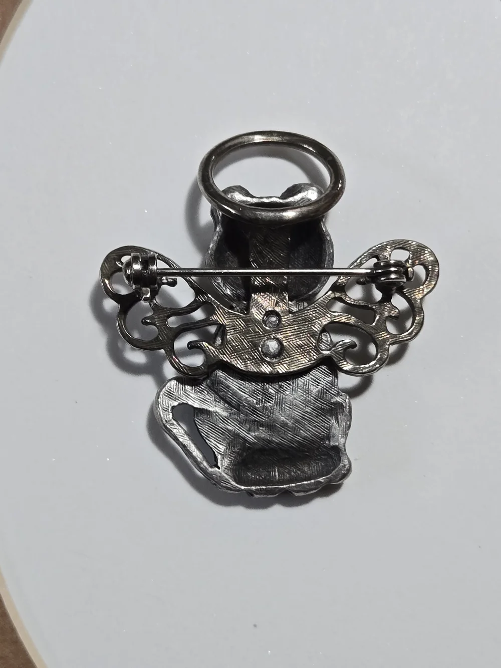 Vintage Silver-Tone Cat Brooch with Black Glass Stone